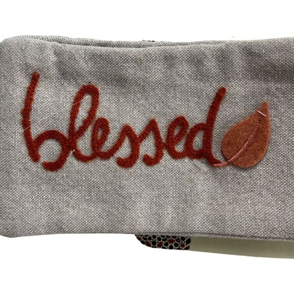 Cynthia Rowley New York Embroidered Blessings Utensil Holders Set of 4 - Picture 8 of 9